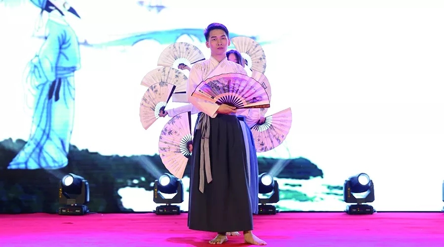 1612055384934624.jpg 8.webp.jpg